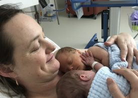 Skin-to-skin "kangaroo care" shows important benefits for premature babies