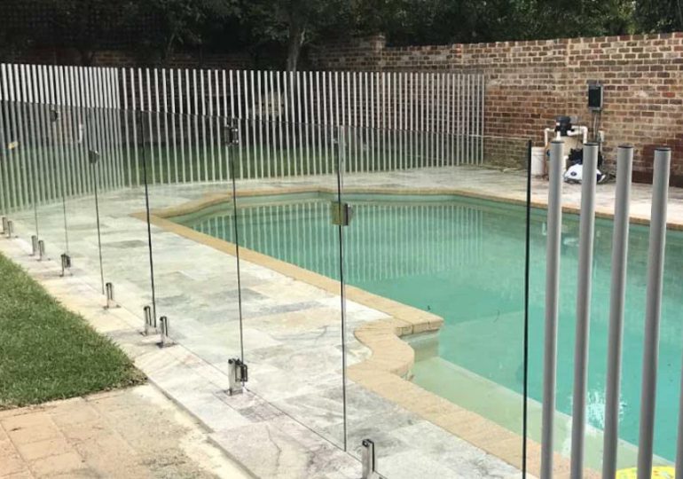 Custom pool fences improve backyard aesthetic