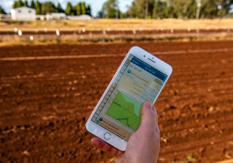 CliMate app puts bureau in your pocket