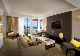 Marriott Hotel 5-Star Furnishings go to Auction UNRESERVED