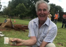 Official unveiling of Dubbo time capsules buried 20 years ago!
