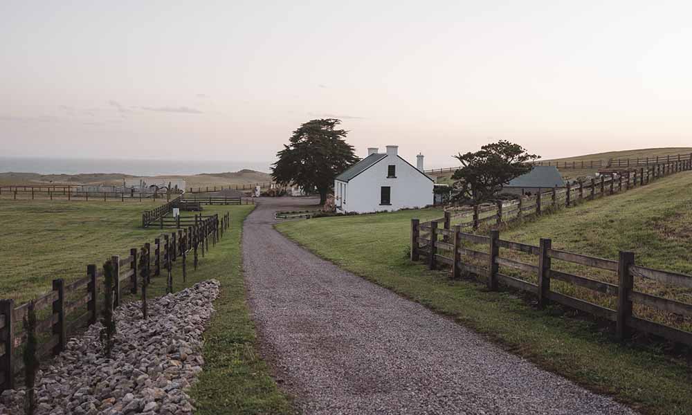 Strukta’s Awards entry – timeless fencing for historic coastal property
